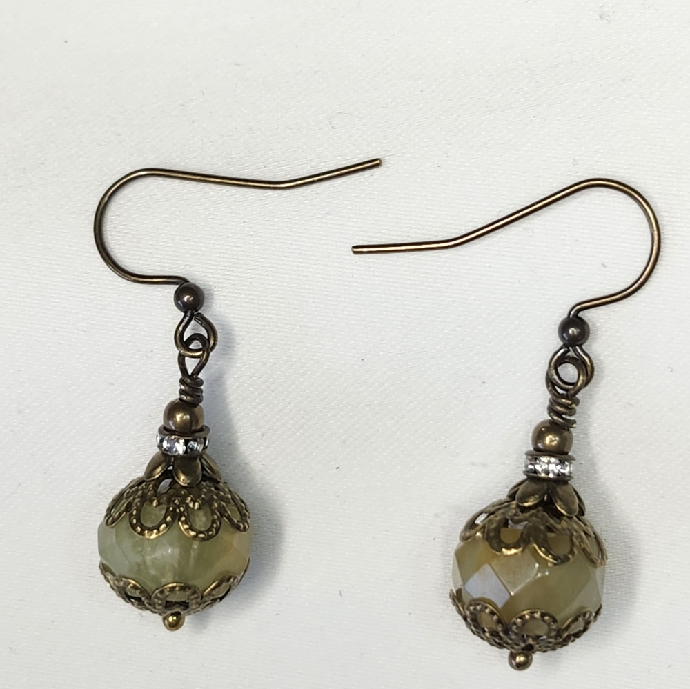 Earrings natural Jade gemstones